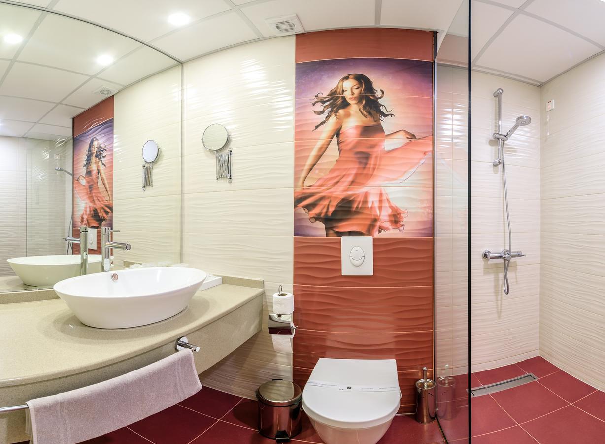 Laki Hotel & Spa オフリド エクステリア 写真